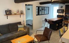 Appartement Haute Ville meublé avec cour privative